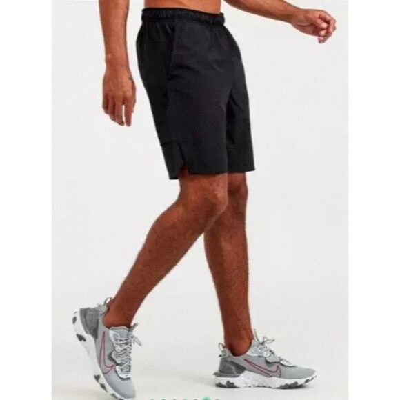 Nike Dri Fit Running Shorts 8" Mens XL Black Running Training Gym DM6617-010 - Picture 2 of 10
